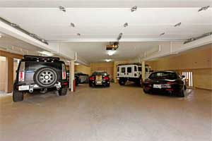 Ocean Front Walk Beach Garage